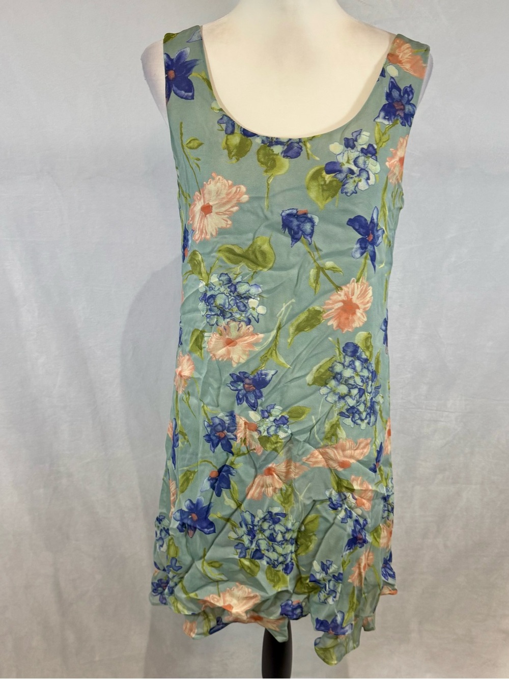 Vintage Jones New York sleeveless sage green  floral shift dress size 4